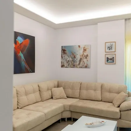 Luxury Sea View Apartamento Sarandë