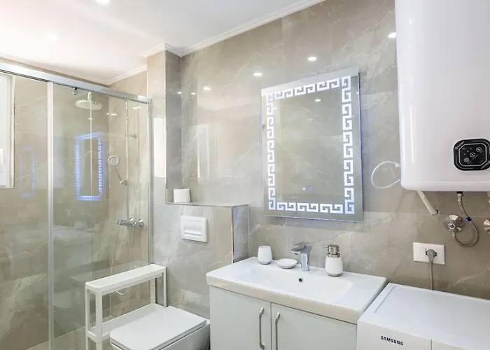 Luxury Sea View Apartamento Sarandë